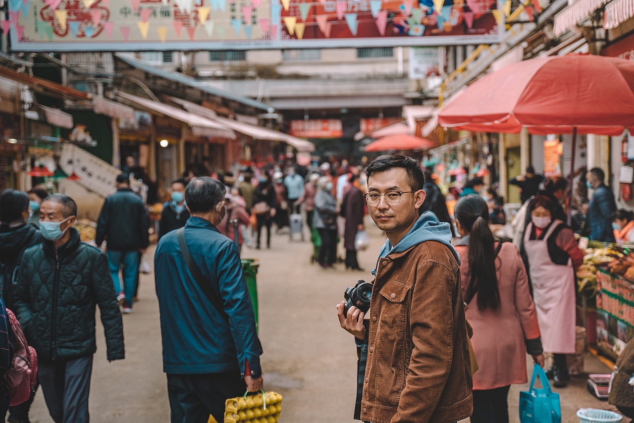 充满烟火气的市井街巷,一直都是摄影师的钟意之地。