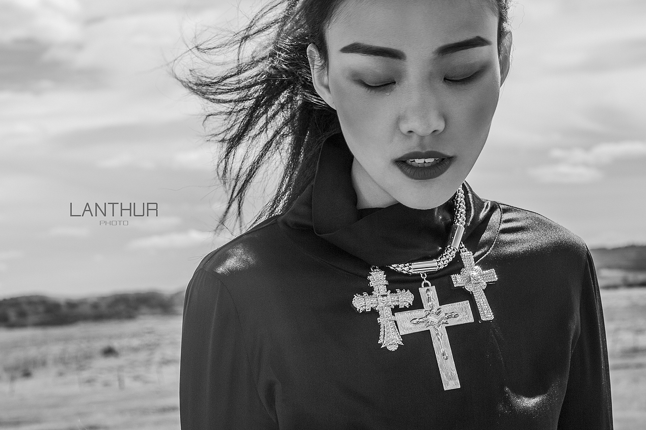 ✝