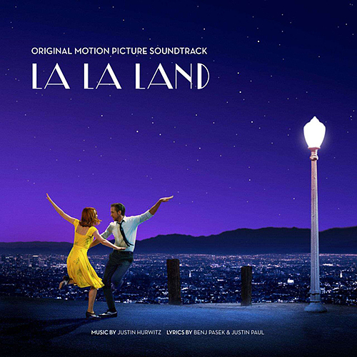 《La La Land》
爱乐之城<br>“音乐想起的时候跟着节奏晃动就对了”