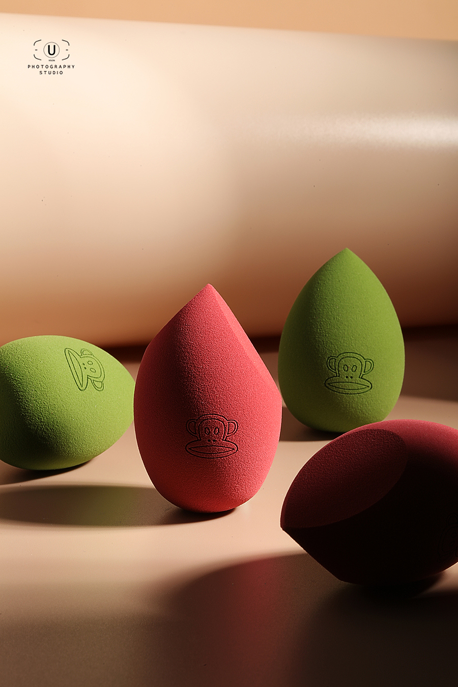 大嘴猴美妆蛋拍摄