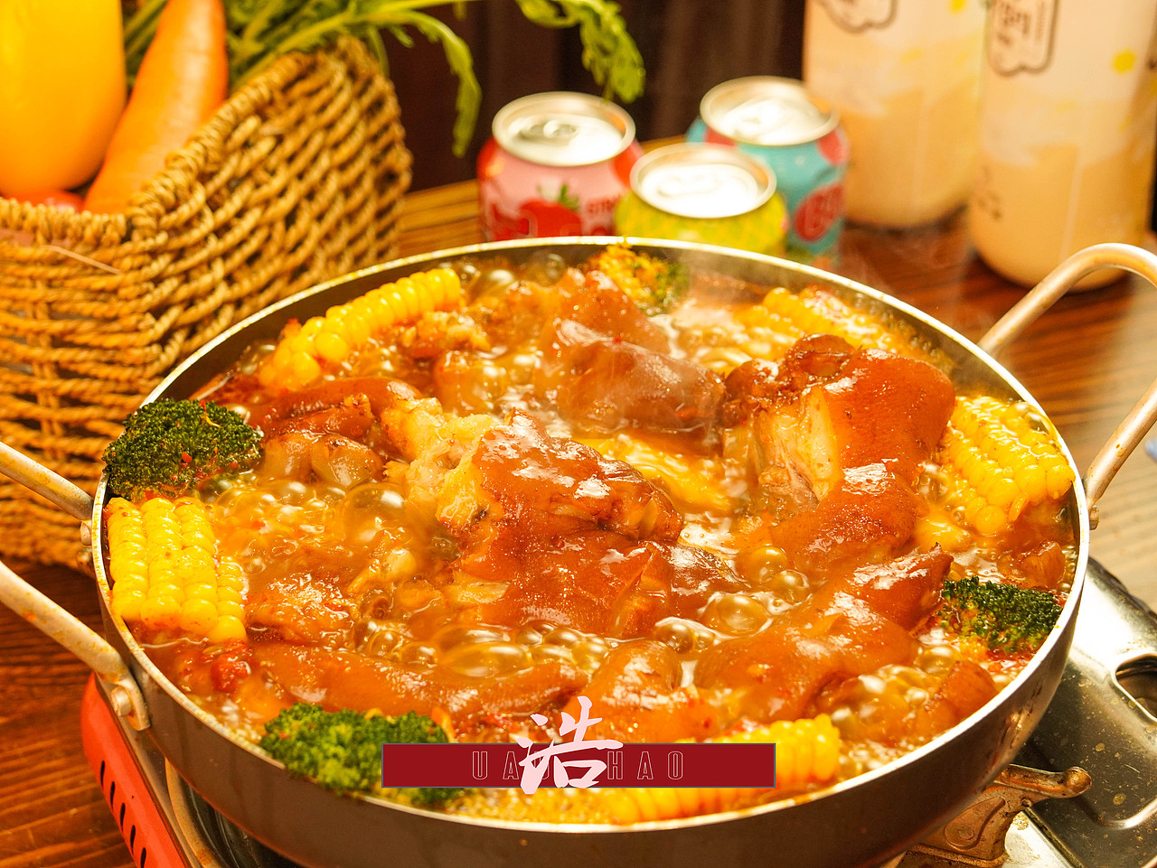 校门口美食——猪蹄锅