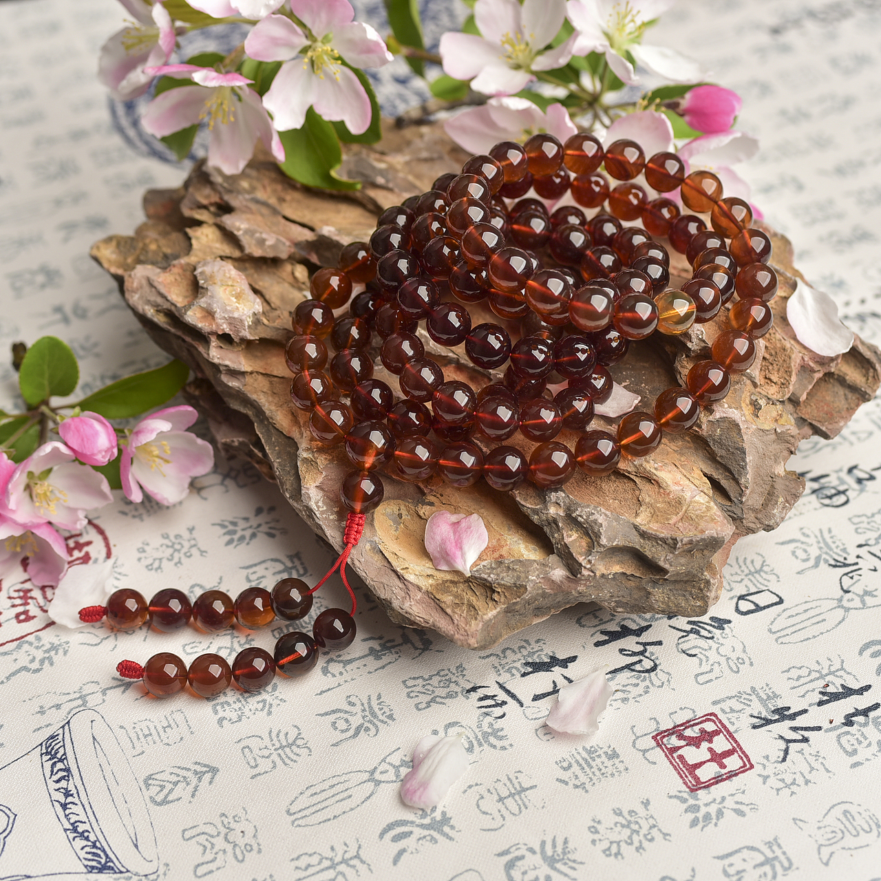 2020年4-6月蜜蜡等产品拍摄（图ZMjUwMDEwMTEy） - 产品摄影 - 站酷设计师xvlong12345原创素材 - 站酷ZCOOL