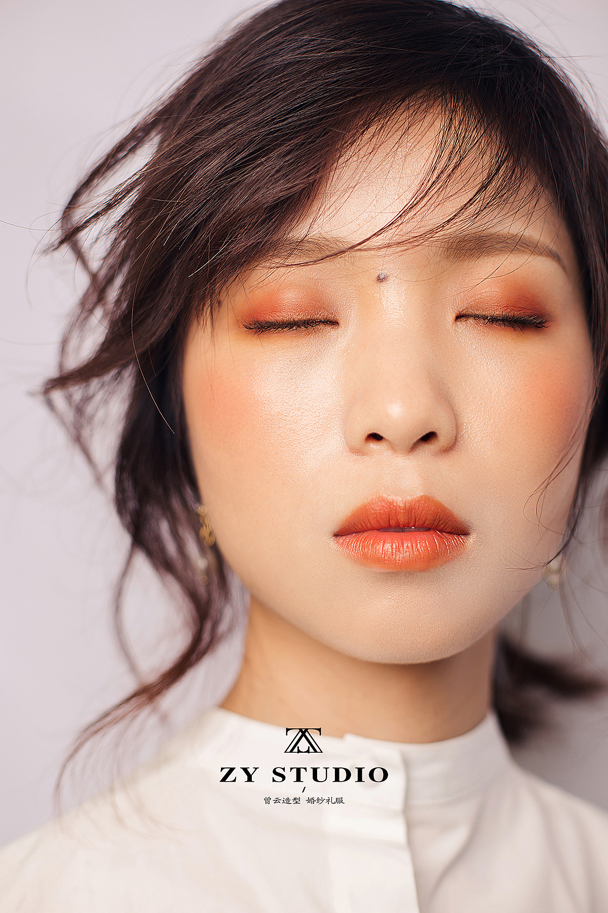 女生日常如何化妆职业工作面试化妆如何应用自如