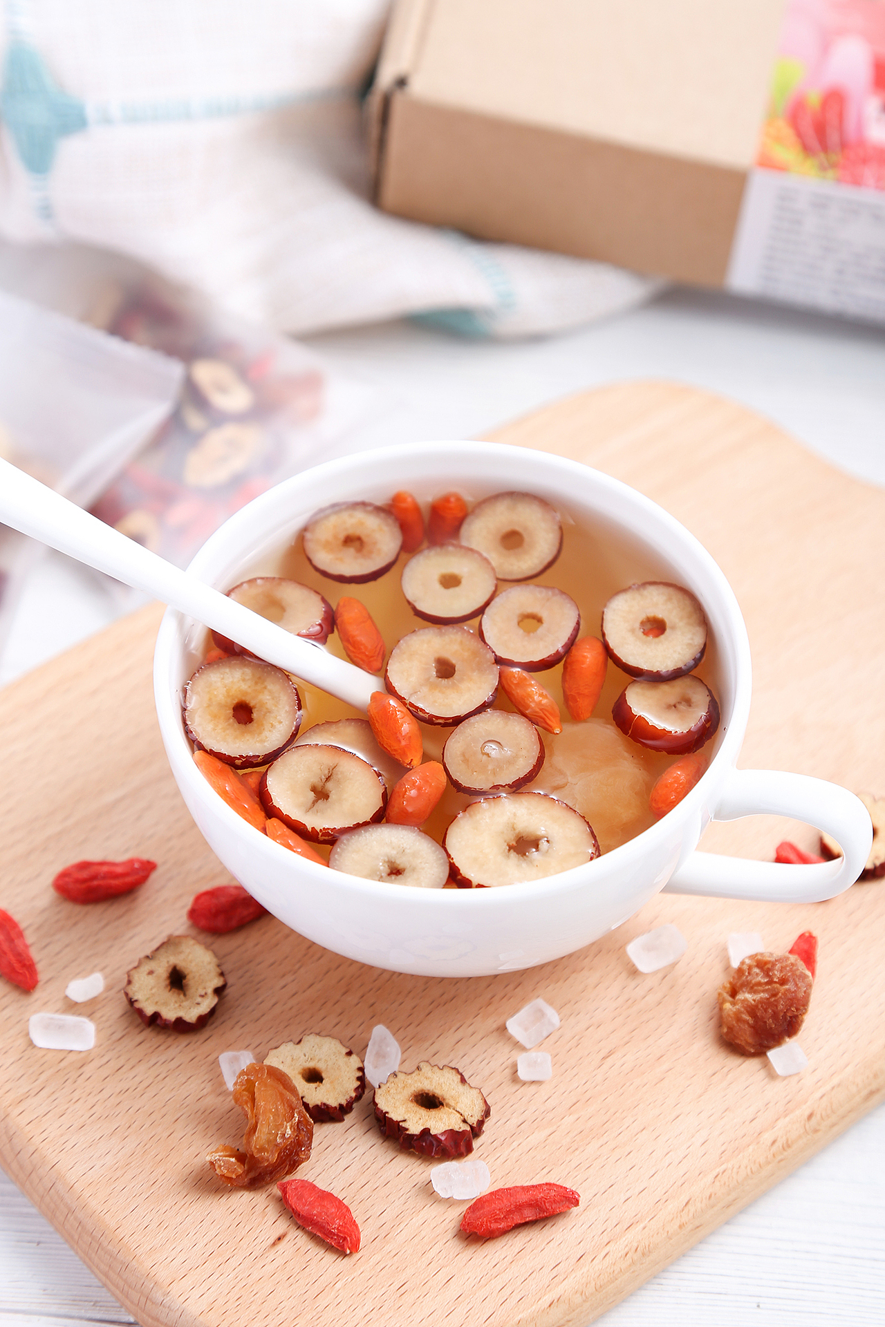 桂圆红枣枸杞茶（花茶组合系列）（图ZOTYwNTk2NDA=） - 产品摄影 - 站酷设计师手可摘星陈同学原创素材 - 站酷ZCOOL