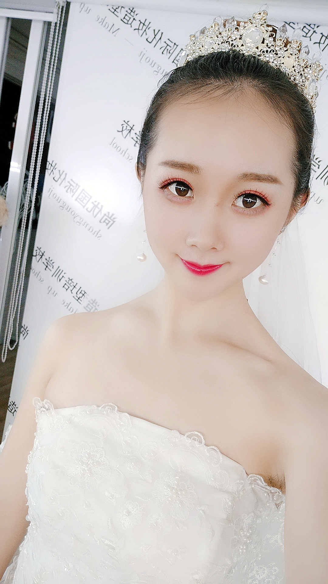 全国十佳化妆学校精选/潍坊化妆学校化妆师课程首选