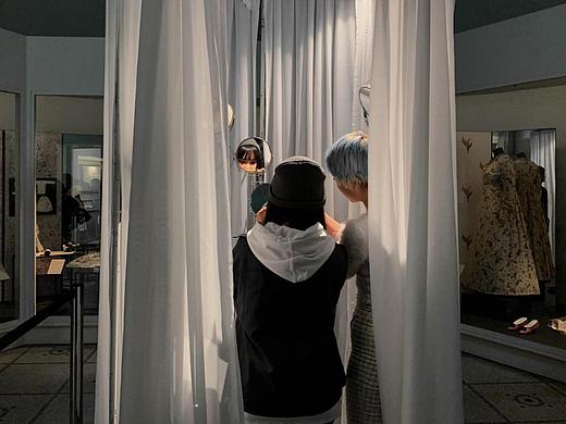 这不是一场秀 It's not a show.