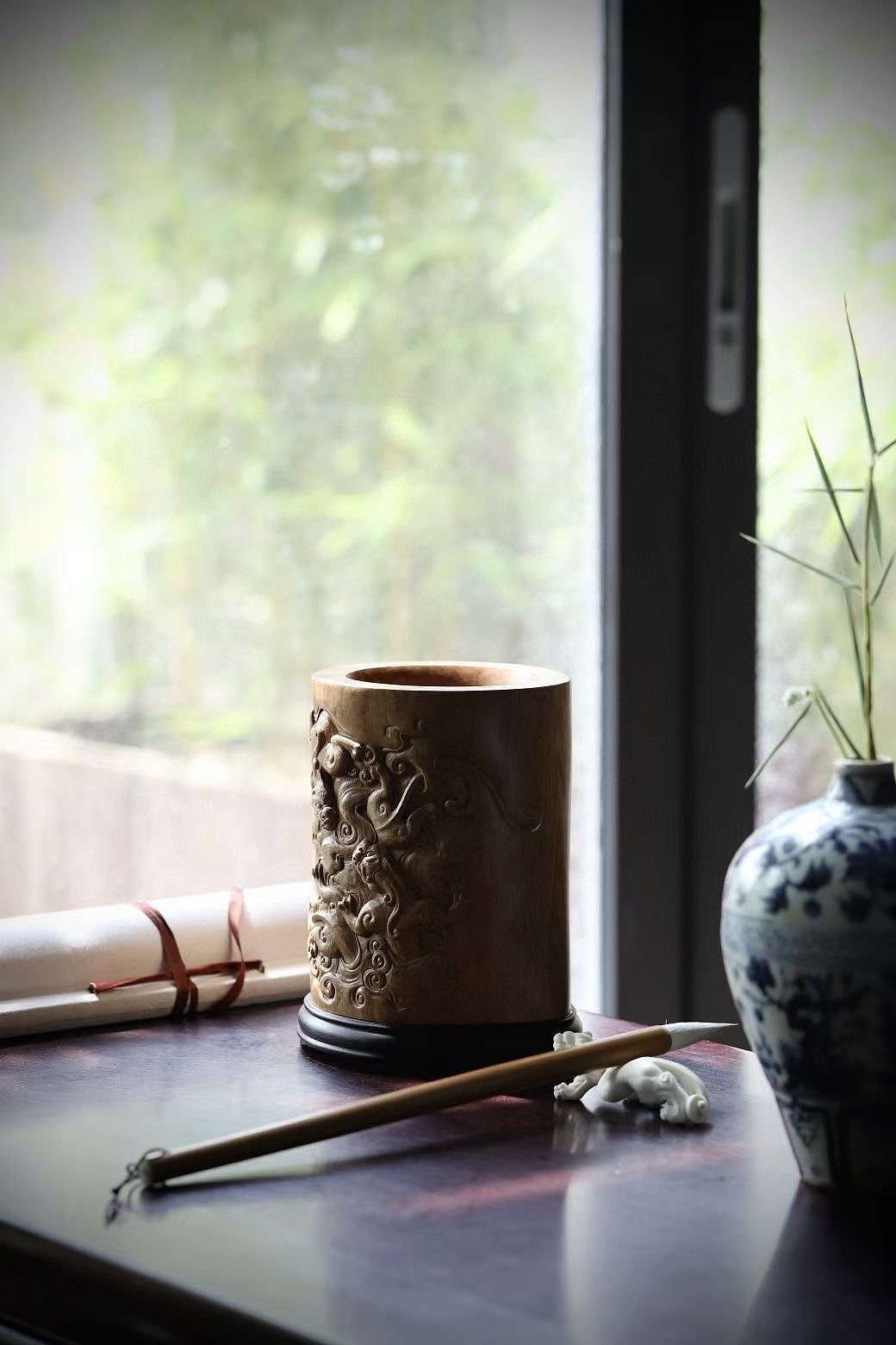老山檀 | 螭龙笔筒