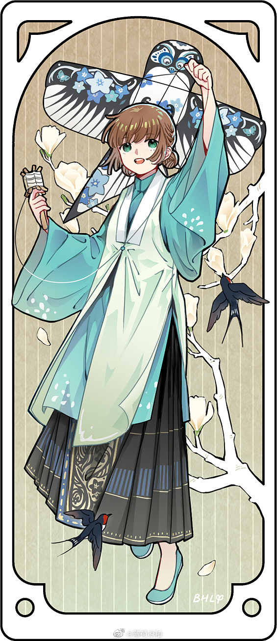 纸工艺品与汉服少女