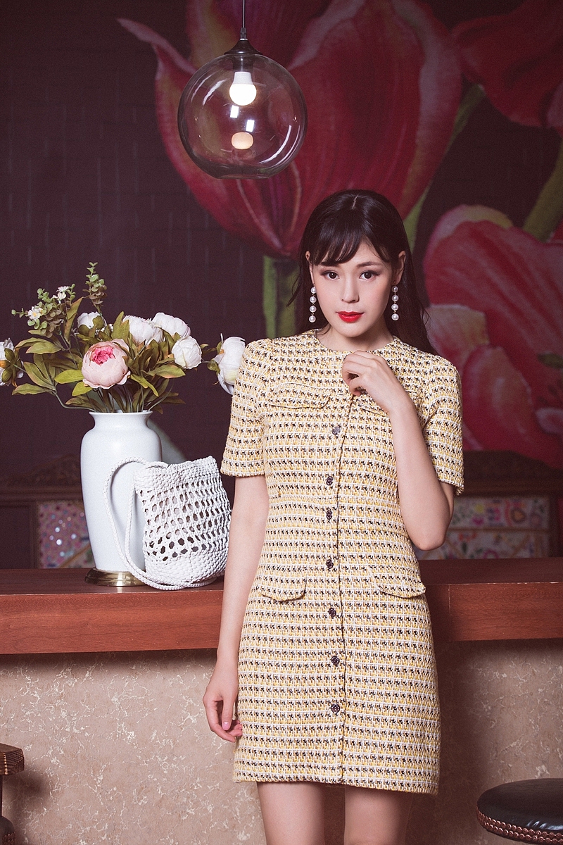 自信活泼冉心潼