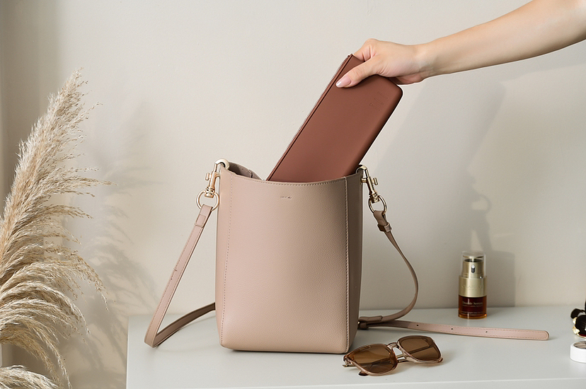 硅胶美妆收纳包