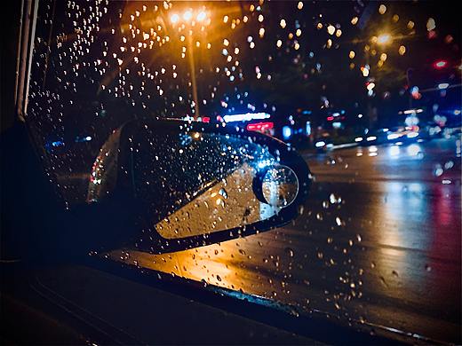 下雨天（個人主頁-ZNDM3ODI4MDA=） - 風(fēng)光攝影 - 站酷設(shè)計師吃醋的小仙女原創(chuàng)素材 - 站酷ZCOOL
