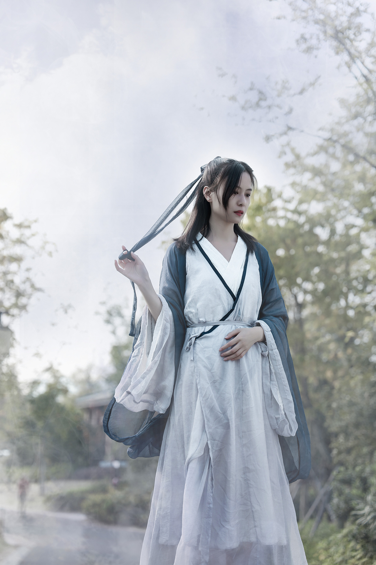 青衫烟雨客江湖路迢迢