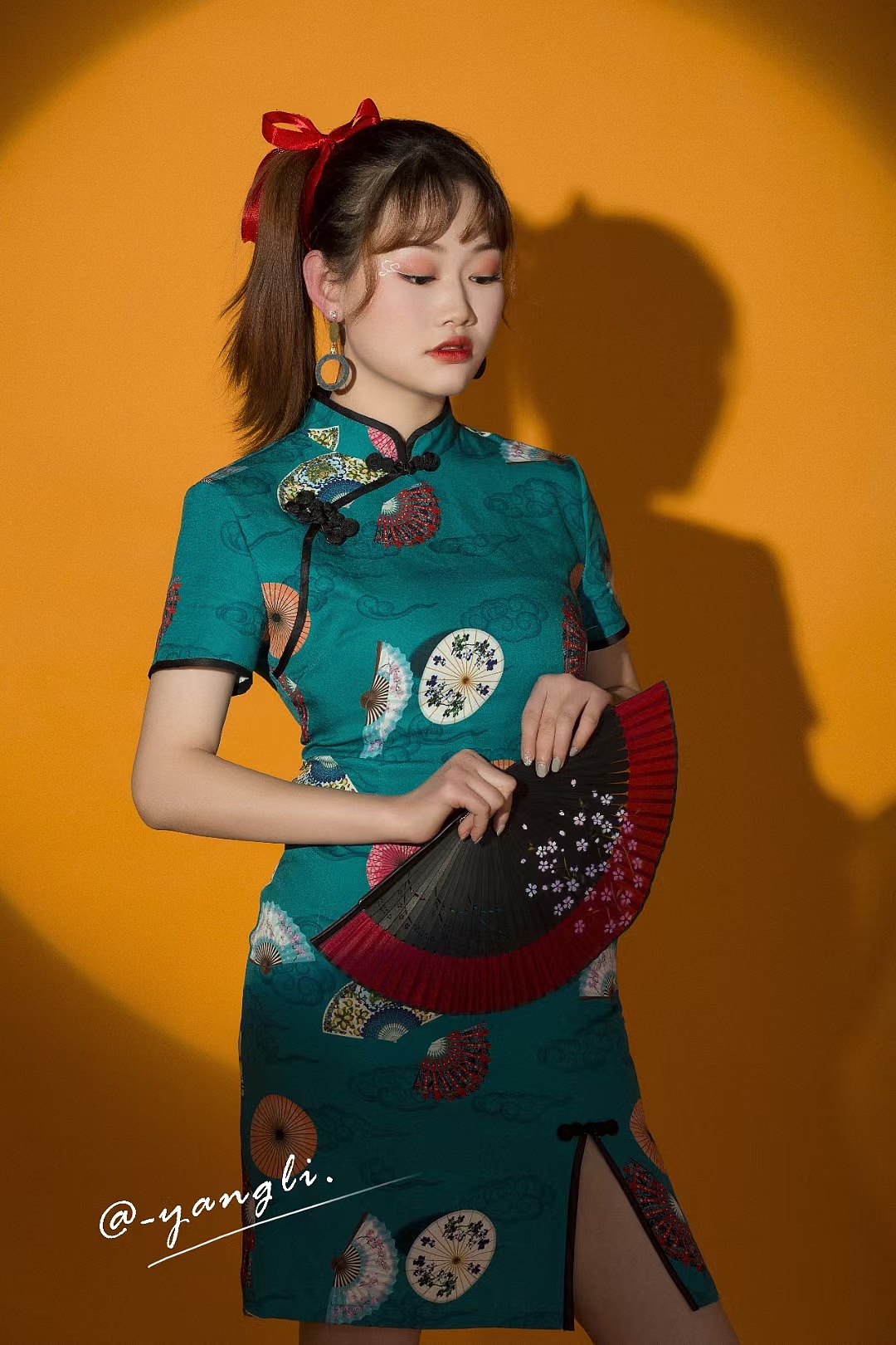 日常不平常（图ZMjQyNjg4MDAw） - 人像摄影 - 站酷设计师宫黎原创素材 - 站酷ZCOOL