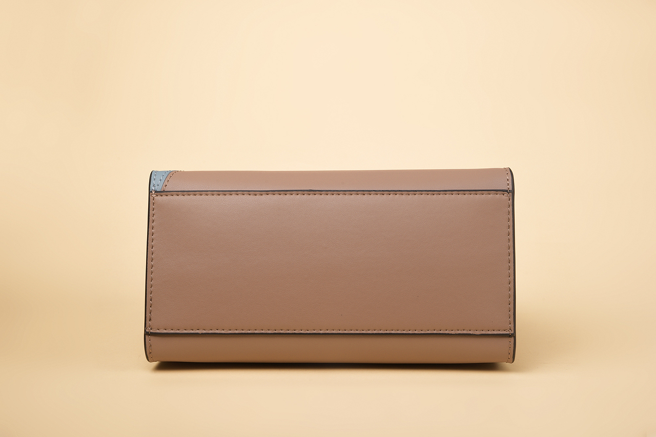 女包摄影修图（图ZMTc3Mjc3MzYw） - 修图/后期 - 站酷设计师Healeryo平凡着原创素材 - 站酷ZCOOL