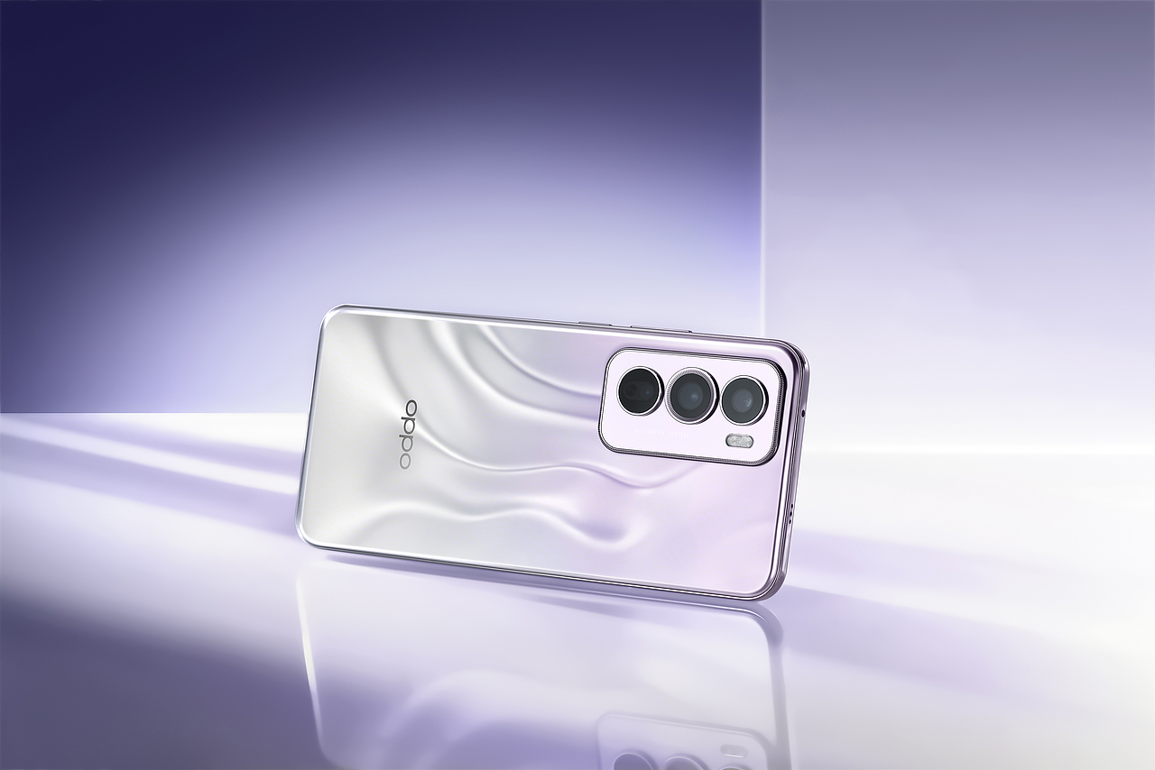 Reno12 Pro 银幻紫棚 静谧花期