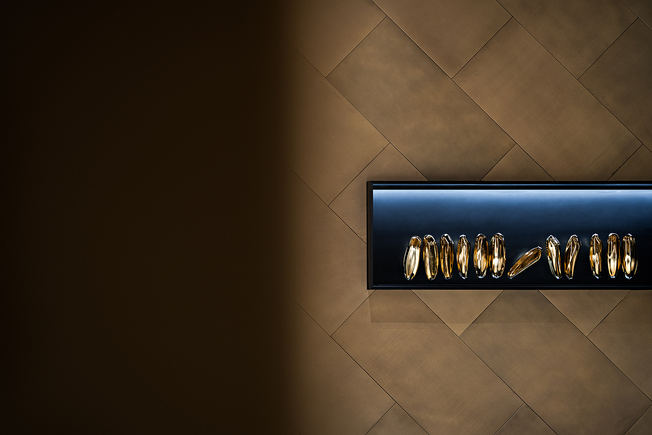 时间永远分岔,通向无数未来。——博尔赫斯