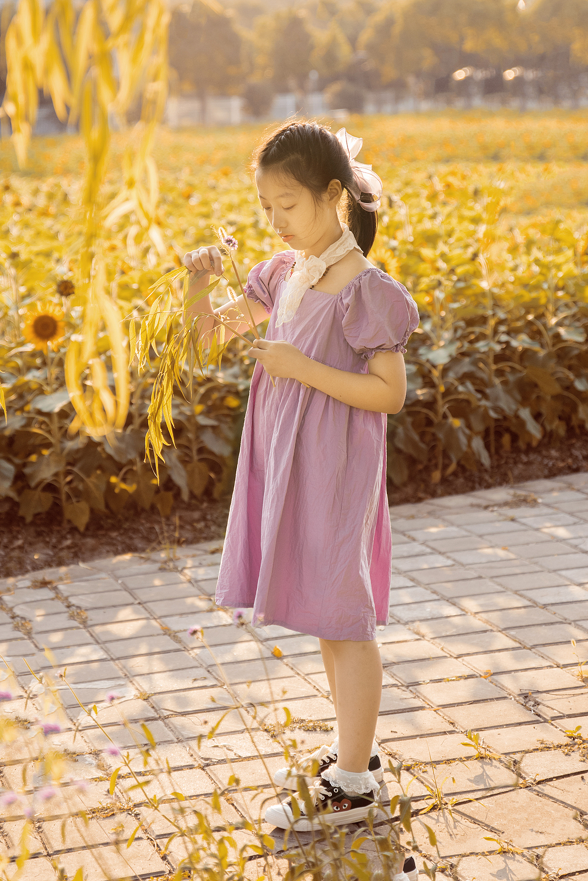 小小少女（图ZMjI1NzcwMzI0） - 人像摄影 - 站酷设计师诗诗果儿原创素材 - 站酷ZCOOL