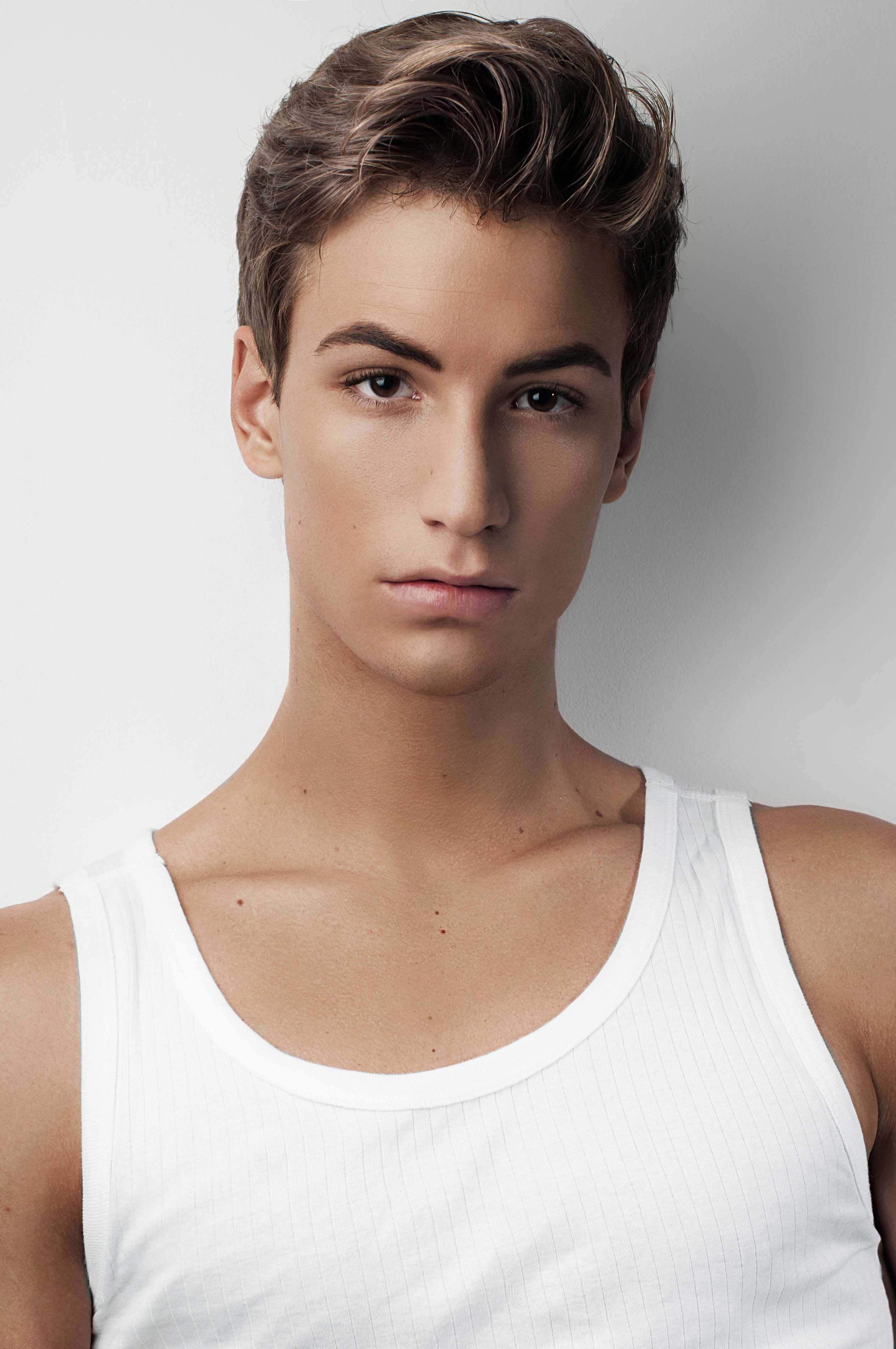 外国小鲜肉一枚