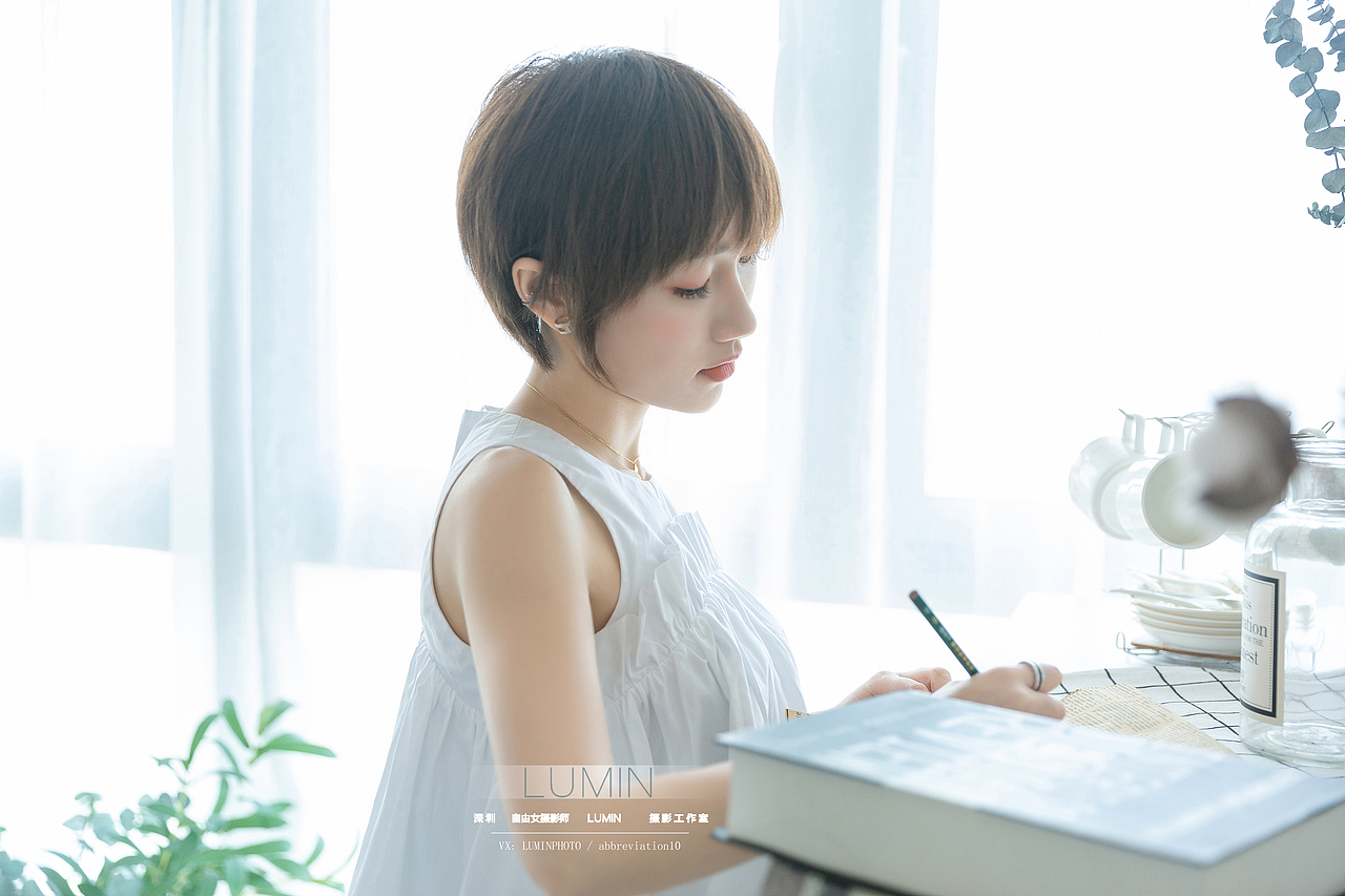 深圳写真 小清新 浅色居家（图ZMjE1MDc2NzYw） - 人像摄影 - 站酷设计师深圳女摄LUMIN原创素材 - 站酷ZCOOL