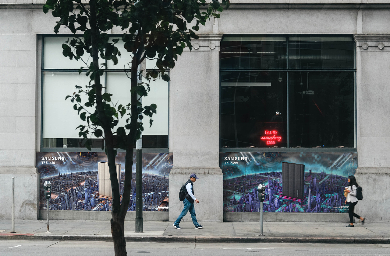 三星&T7 Shield电子城（图ZMzA0NjMxMjA0） - 海报 - 站酷设计师WYTdesign原创素材 - 站酷ZCOOL