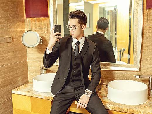 小池-TON（个人主页-ZMzQxNDEzMjA=） - 人像摄影 - 站酷设计师通行证T原创素材 - 站酷ZCOOL