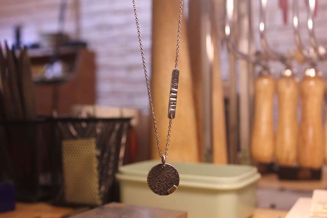 《WHITE》（图ZMTU1OTA0OTQ4） - 首饰设计 - 站酷设计师首饰幻想家小志原创素材 - 站酷ZCOOL