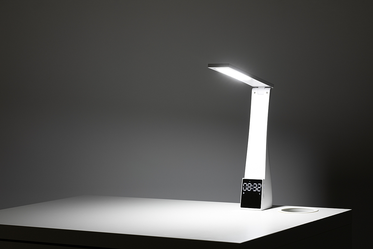 品牌案例丨三合一桌面台灯