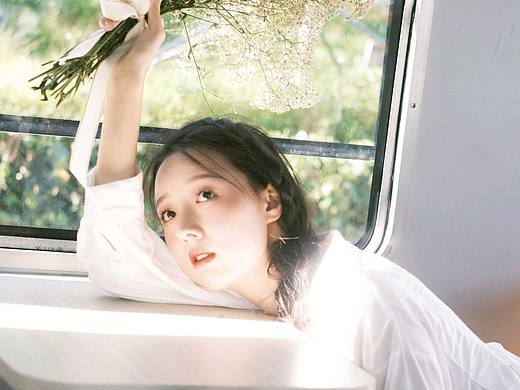 她在发光诶（个人主页-ZNjU3NTY4NTI=） - 人像摄影 - 站酷设计师Aqi阿柒原创素材 - 站酷ZCOOL