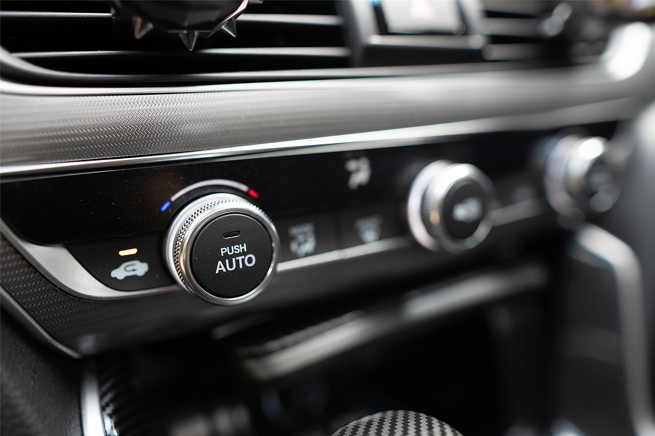 十代雅阁太空银（图ZMTU4MDA5ODA0） - 产品摄影 - 站酷设计师hubo1028原创素材 - 站酷ZCOOL