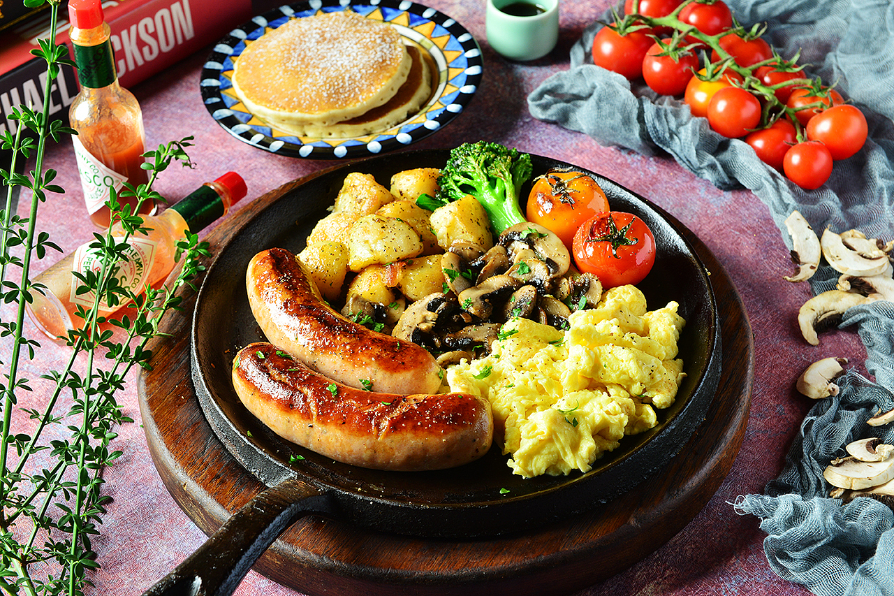 德式熏肉肠早餐 br> br>早餐一定要吃好!