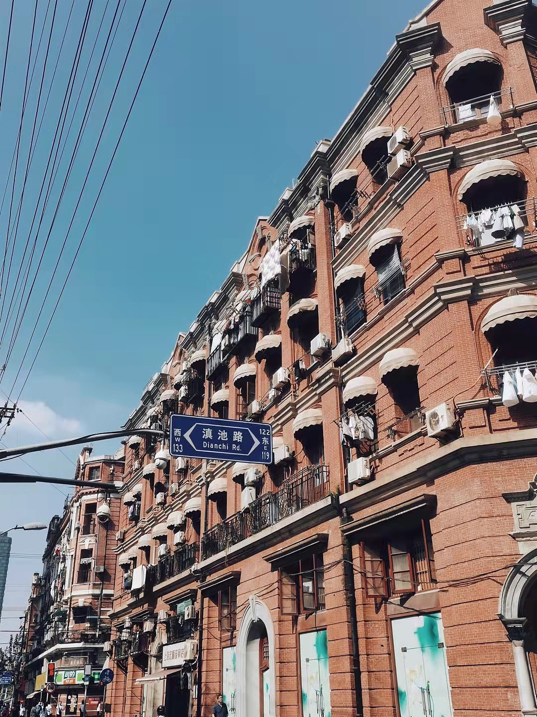 走过上海街道（图ZMjcyNzY3MzY0） - 风光摄影 - 站酷设计师阿叁叁啊原创素材 - 站酷ZCOOL