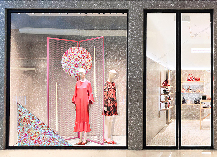 网红粉色网架橱窗摆件