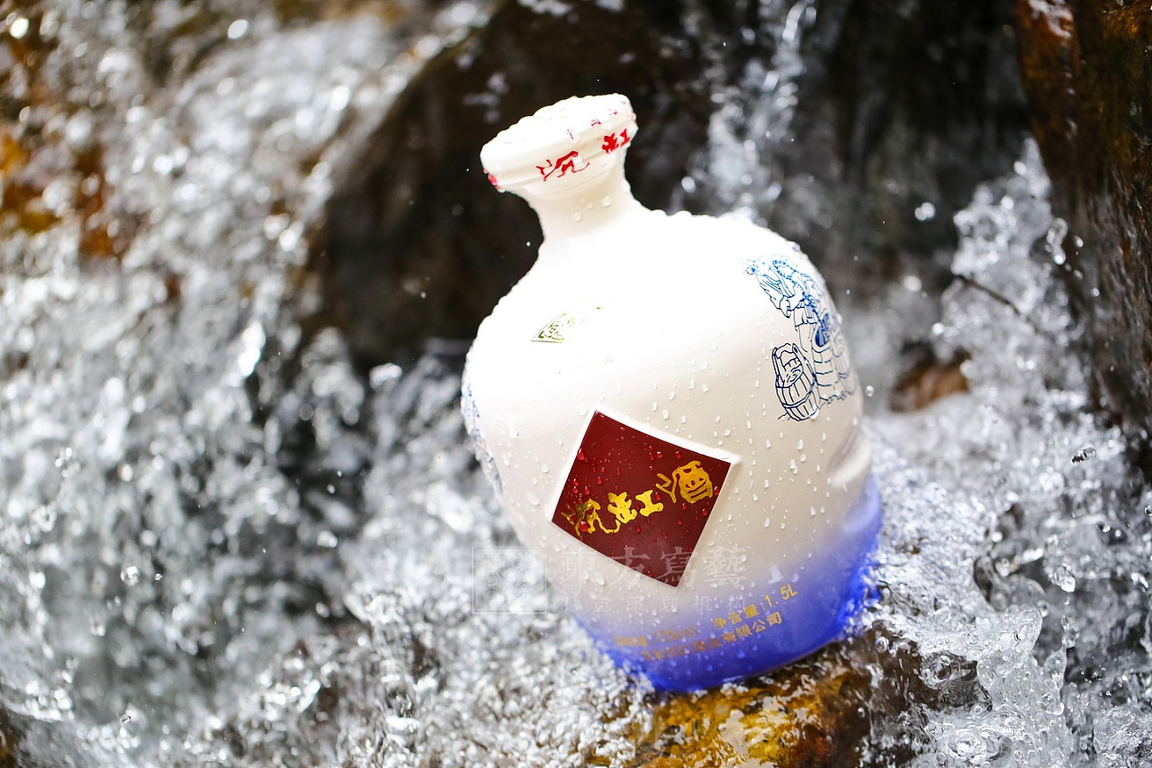 沉缸酒坛子酒黄酒水花