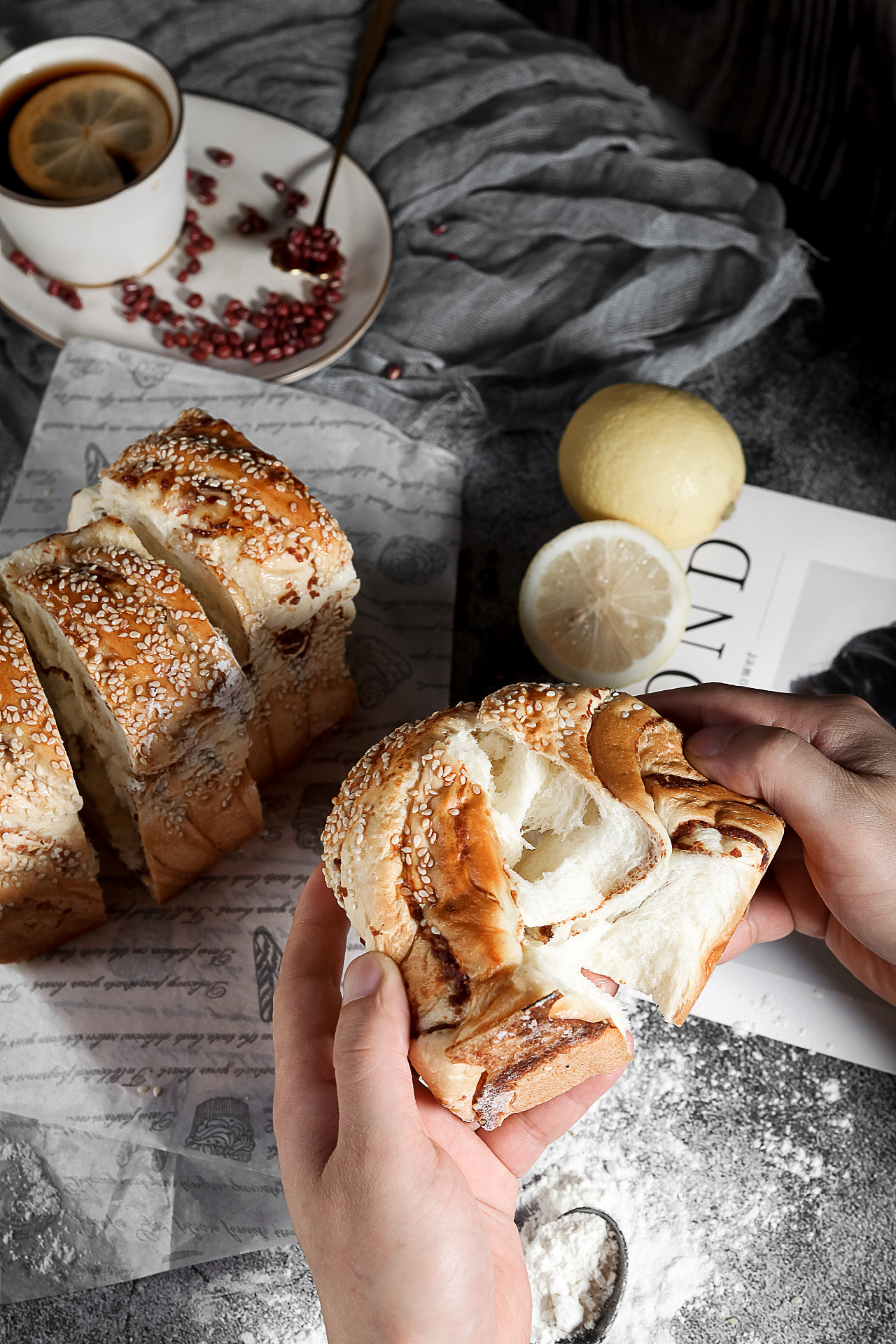 可可红豆面包的做法_【图解】可可红豆面包怎么做如何做好吃_可可红豆面包家常做法大全_圆点521_豆果美食