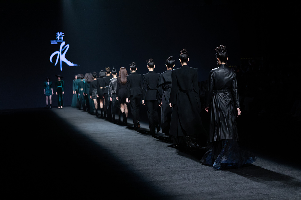 2021广东时装周：若水I NUI CHOICE 女哲.彭佩宜（图ZMjc2NjY5MjU2） - 时尚/艺术摄影 - 站酷设计师小S视觉原创素材 - 站酷ZCOOL