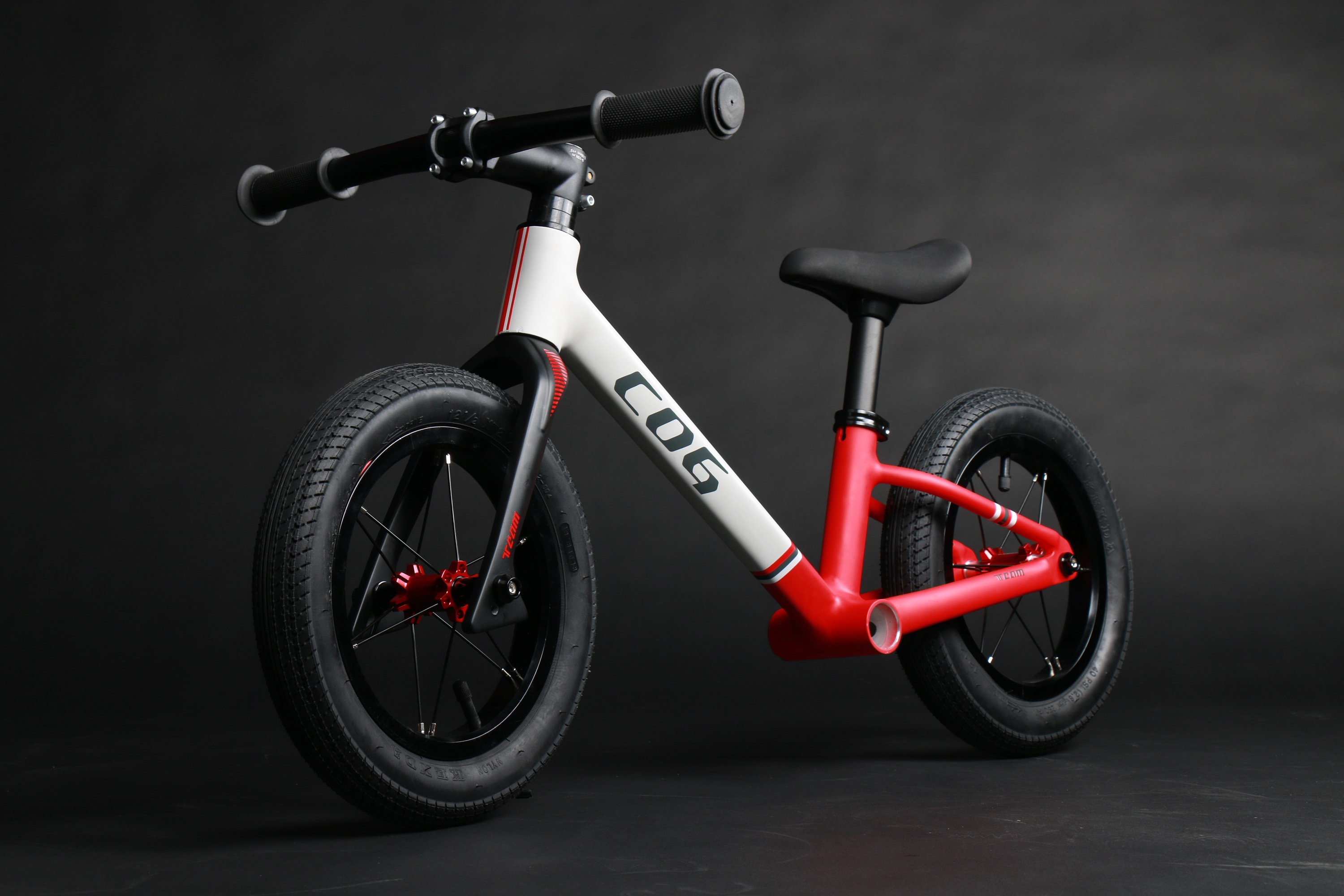 2019cogkids儿童滑步车新品发布