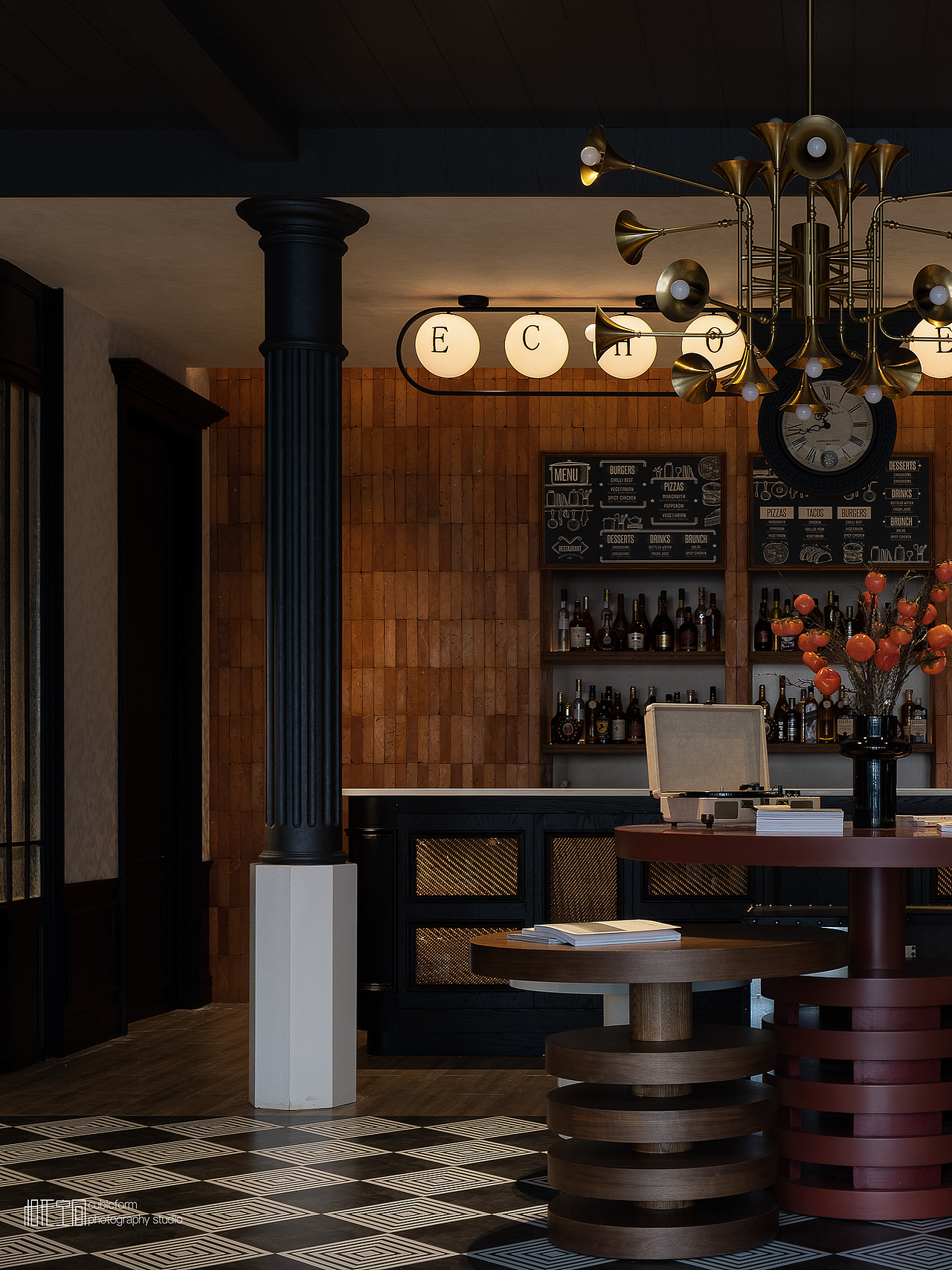 项目信息
--<br>项目名称 | 翼壳酒店.长沙国金中心店<br>项目地点 | 长沙苏家巷<br>硬装设计 | 米修设计顾问<br>软装设计 | 402软装设计<br>项目面积 | 3463㎡<br>客房数量 | 72间<br>摄影时间 | 2023.4<br>项目摄影 | 相形空间摄影-肖湘