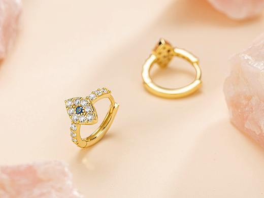 一组珠宝场景图（个人主页-ZNTczNjgyNTY=） - 产品摄影 - 站酷设计师摄影师吴飘原创素材 - 站酷ZCOOL