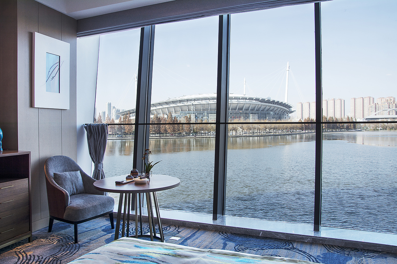 洛阳亚丁半岛酒店