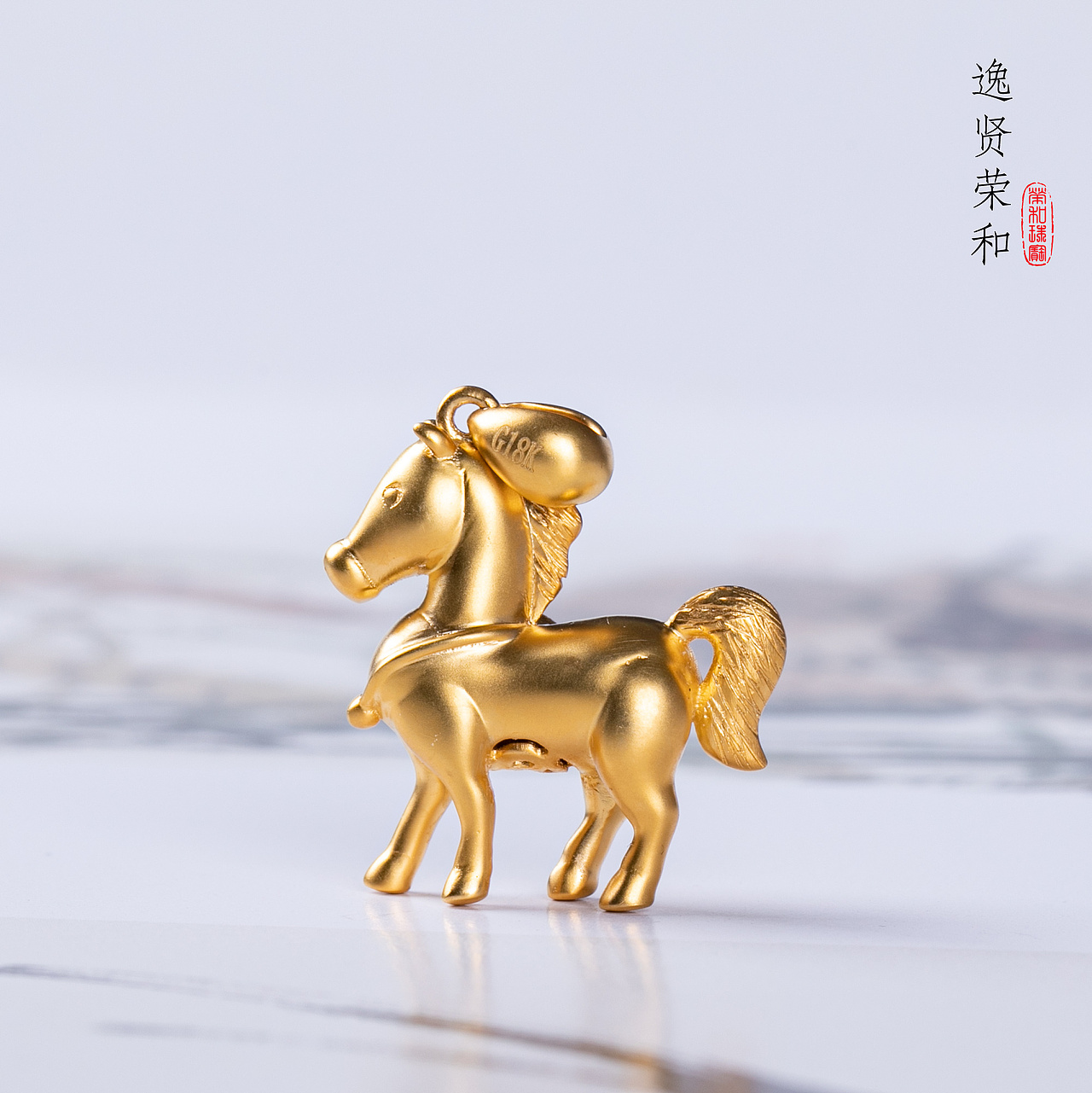 18k金镶翡翠-动物系列（图ZMTkzMDQ0MTQ4） - 产品摄影 - 站酷设计师Ferna原创素材 - 站酷ZCOOL