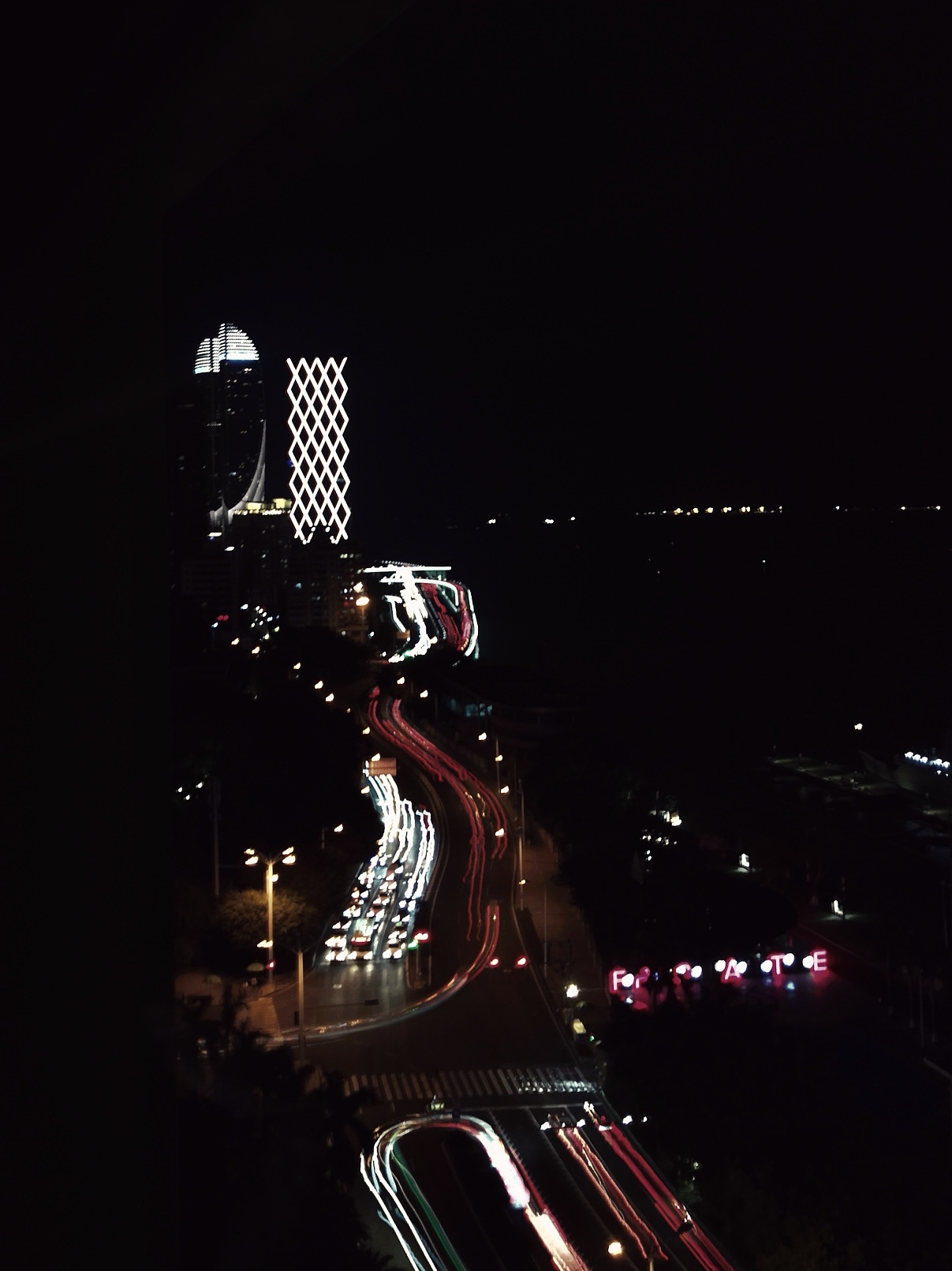 【青】【手机摄影】车水马龙