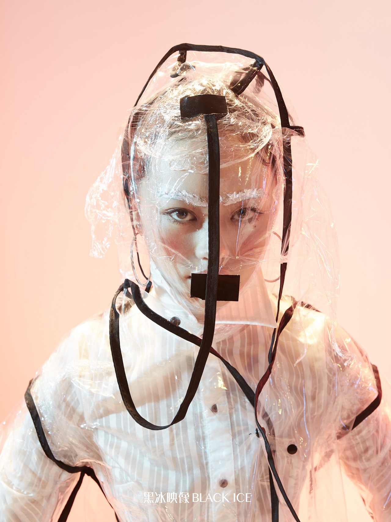 一縷陽光&一面鏡子——人像寫真（圖ZMTc0MzMyMzgw） - 時(shí)尚/藝術(shù)攝影 - 站酷設(shè)計(jì)師攝影師張伍濤原創(chuàng)素材 - 站酷ZCOOL