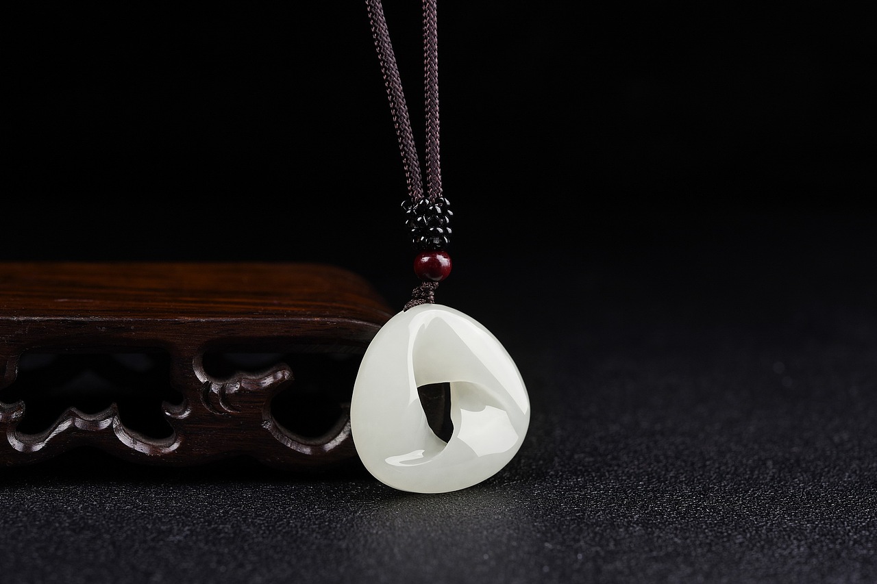 和田白玉拍摄（图ZMTE0NTg4MTUy） - 产品摄影 - 站酷设计师摄影师河马原创素材 - 站酷ZCOOL