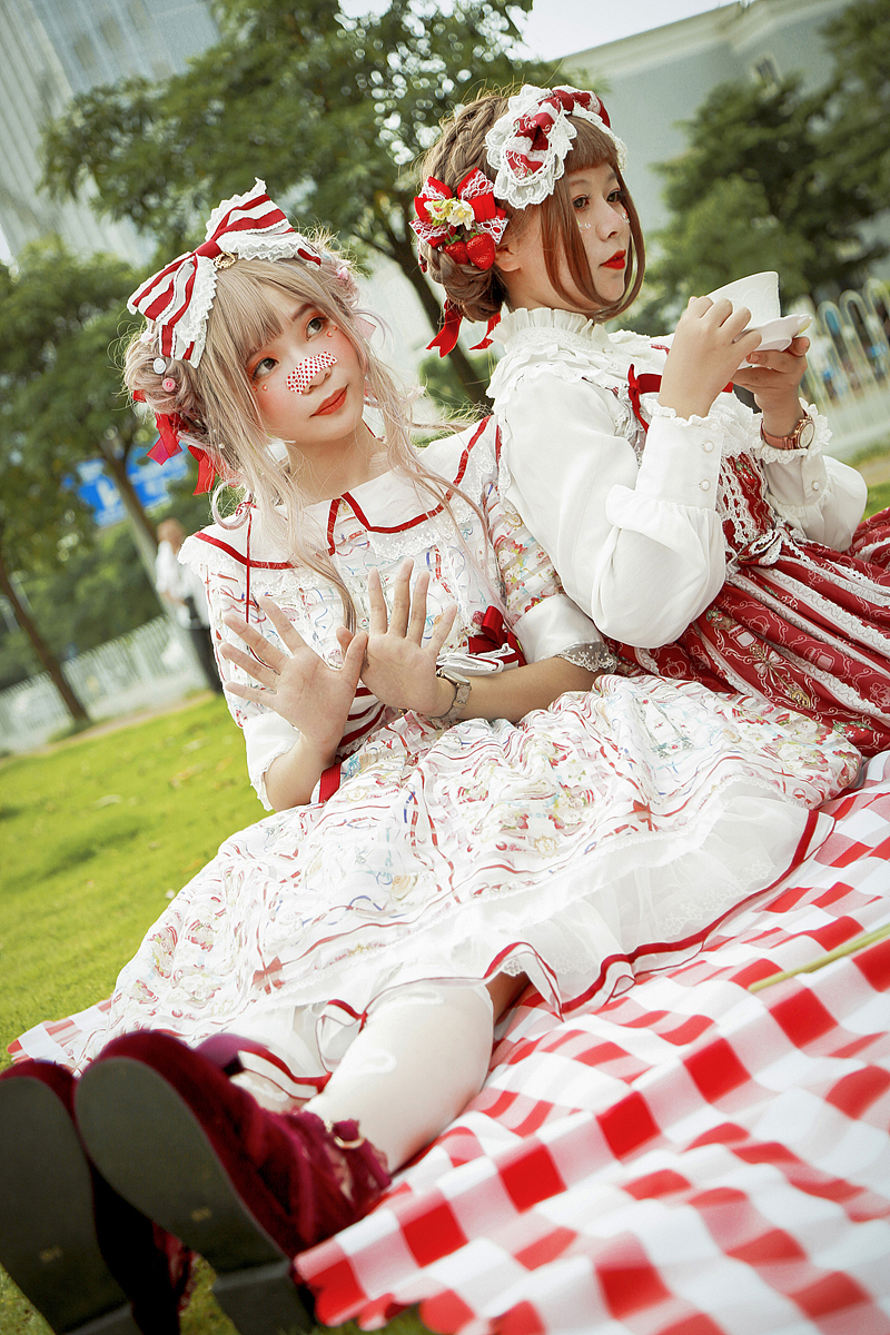 白色洛丽塔（图ZMTY3OTY5NzQ0） - 人像摄影 - 站酷设计师佳佳与可骑原创素材 - 站酷ZCOOL