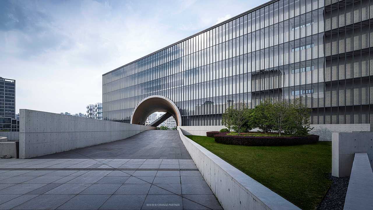 魔都漫游指南——上海保利大剧院（图ZMTk0NTk5NDg4） - 环境/建筑摄影 - 站酷设计师桔伴视觉左斯洋原创素材 - 站酷ZCOOL