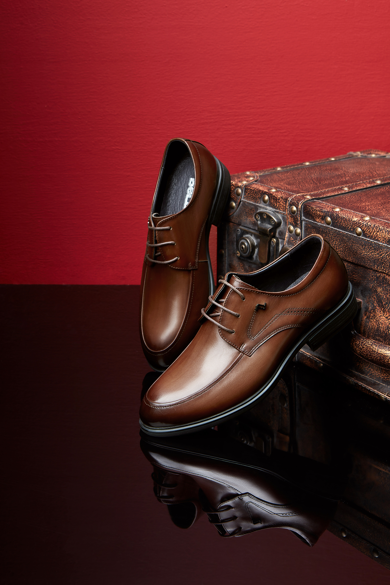 百丽皮鞋形象品牌