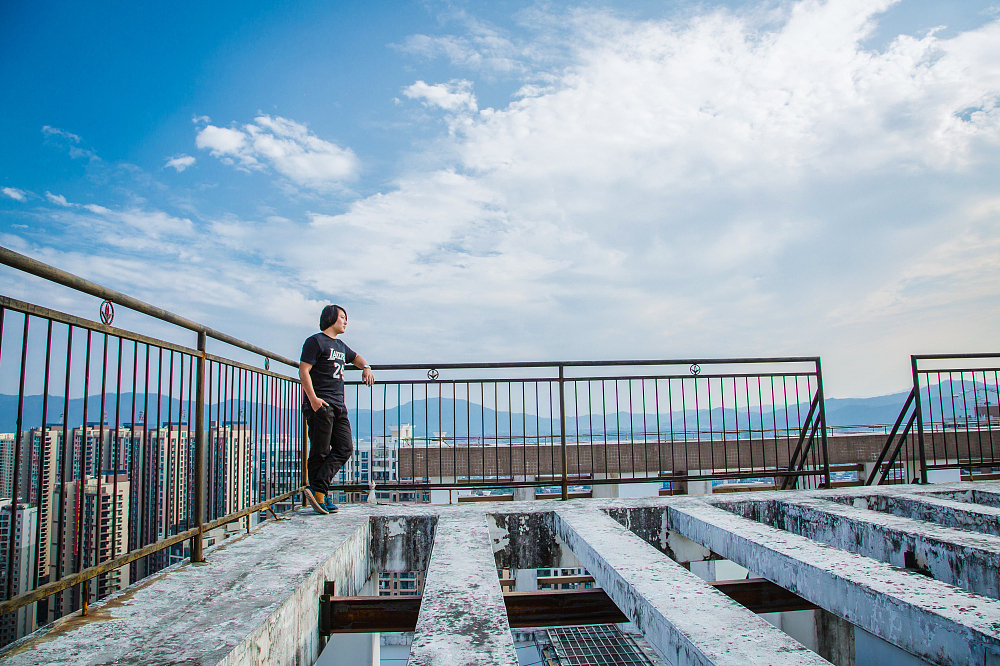 ベ、怎庅浮夸。づ