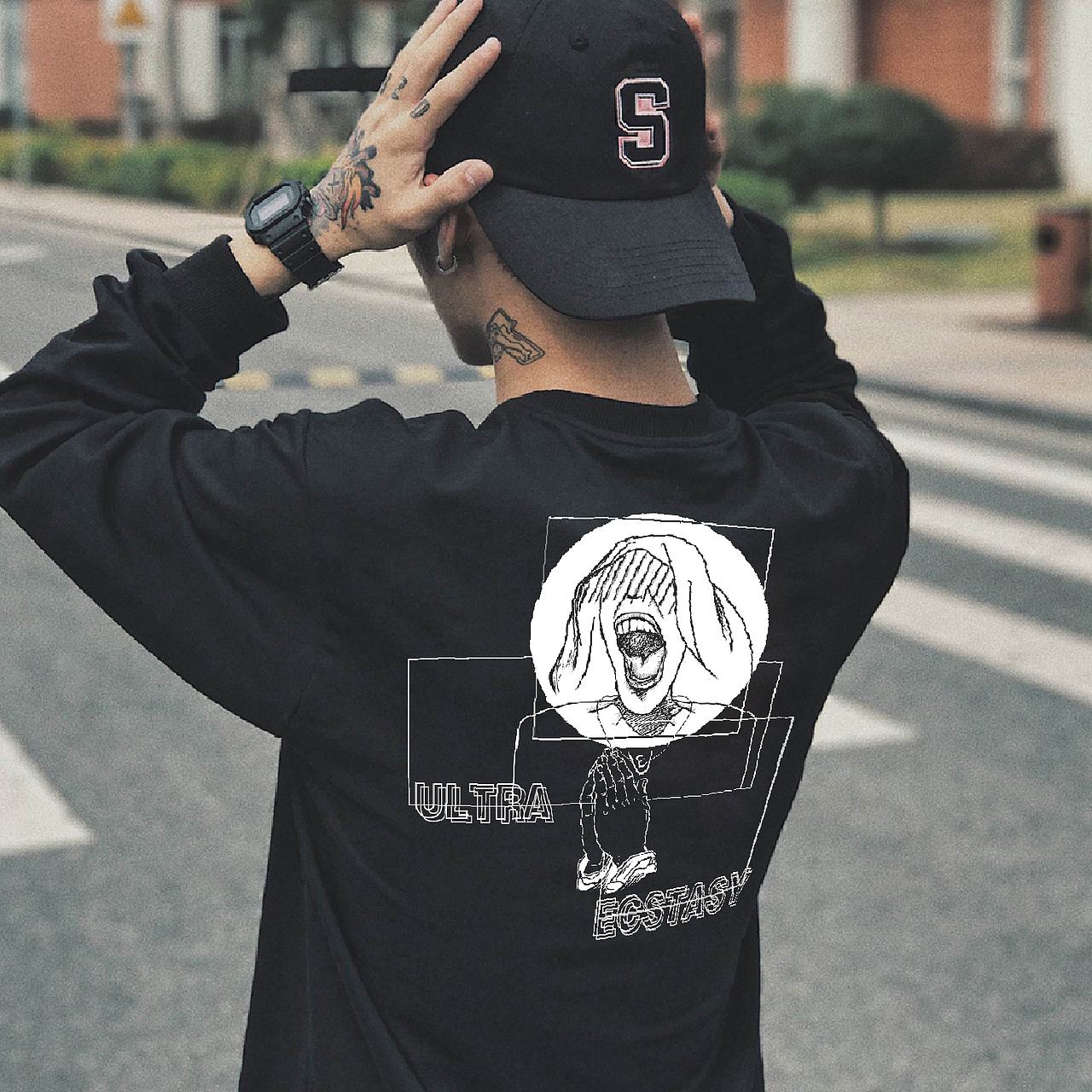 UE Crew @ XMU Crew (街舞协会)卫衣