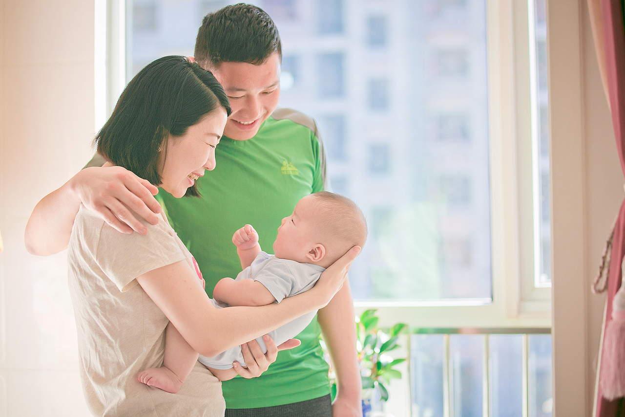 {李拓石}小坤坤百天（图ZMjYyNDQxMzI=） - 人像摄影 - 站酷设计师摄影师Barry原创素材 - 站酷ZCOOL