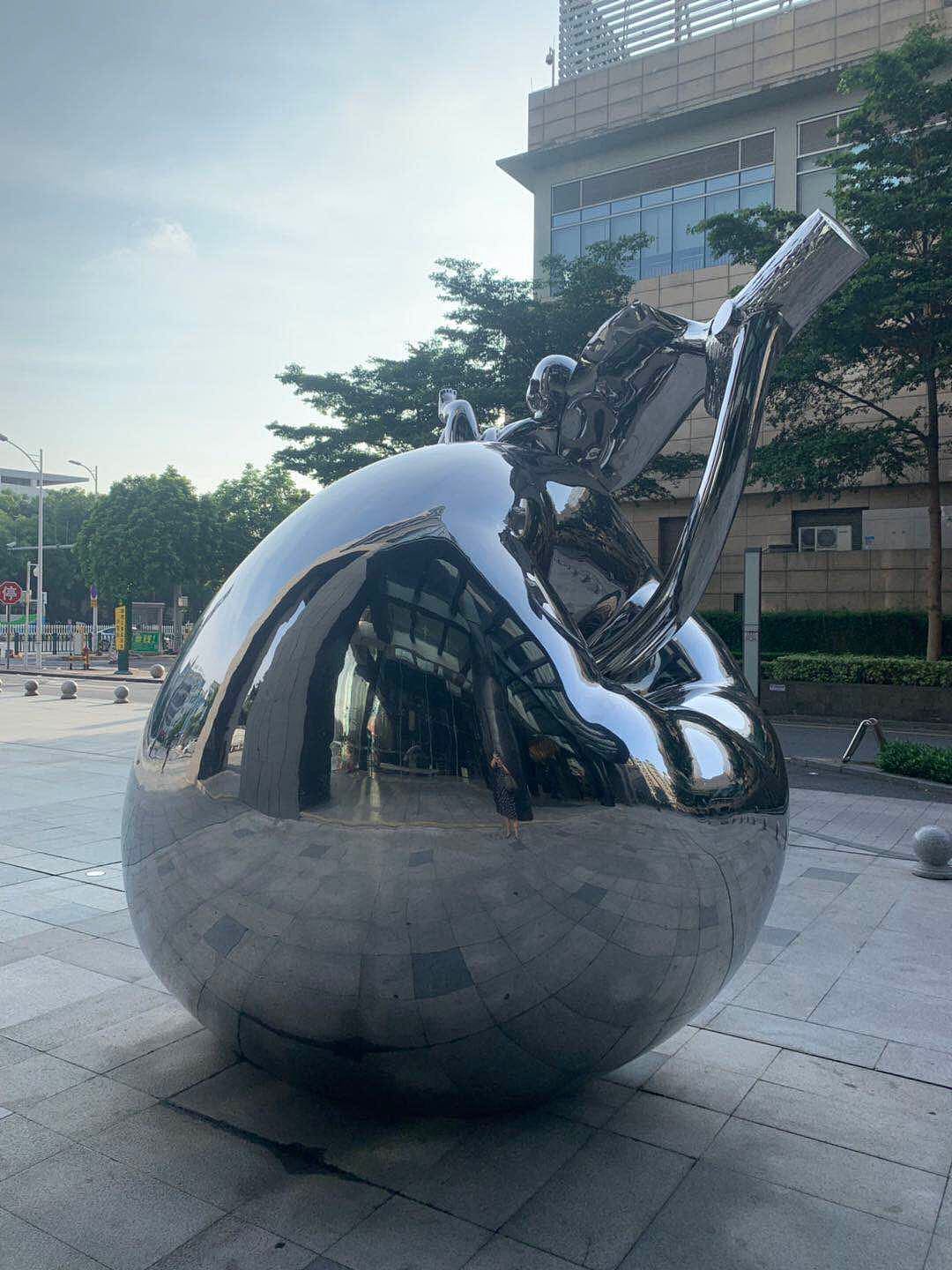 园林景观售楼处不锈钢锻造仿生水果雕塑